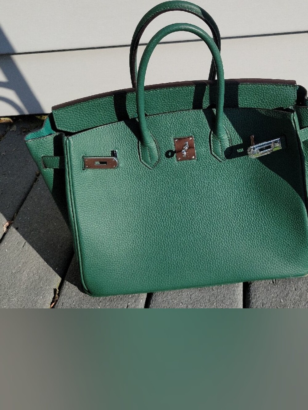 Green Structured Handbag - Picture 9 of 9
